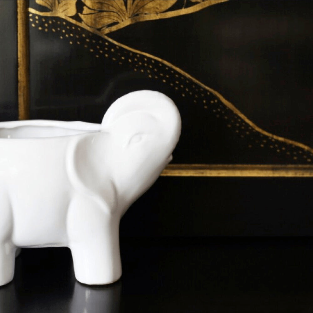 White Elephant Double Wick Candle, Neroli Eucalyptus Fragrance, 28 oz