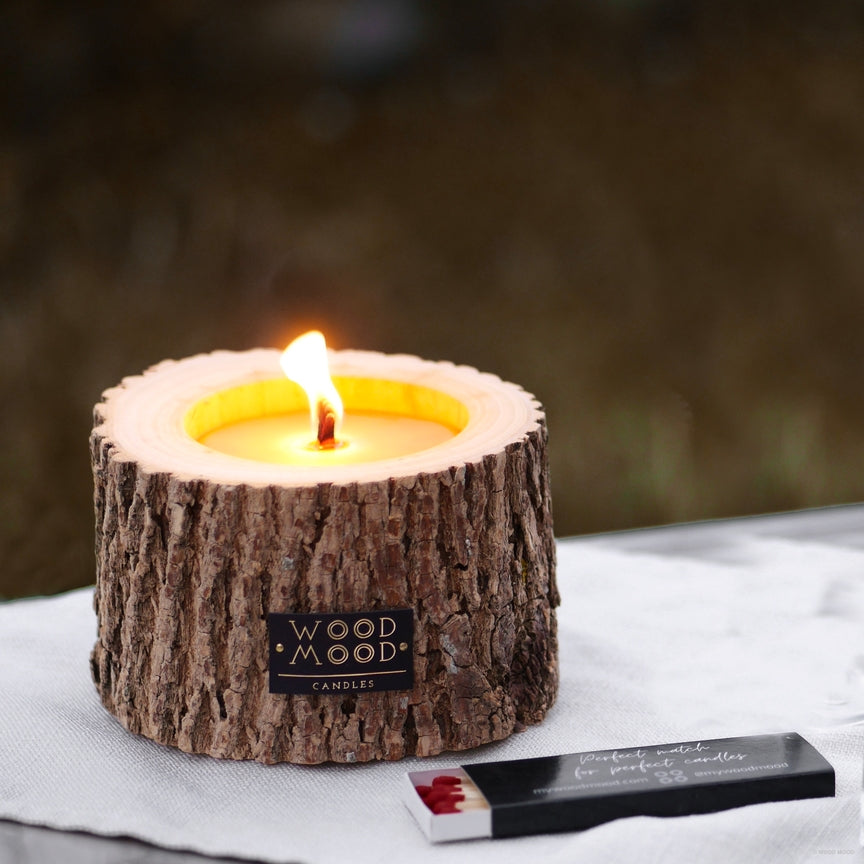 Rocky Coniferous, Patio Size – wide beeswax candle in wood